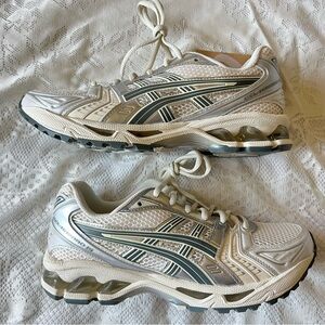 BNIB ASICS GEL-KAYANO 14 BIRCH/DARK PEWTER Size 8.5 Women’s
